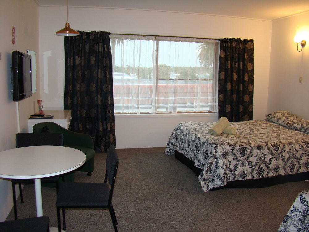 Avalon Motel Thames - Wenzel Motels Exterior photo